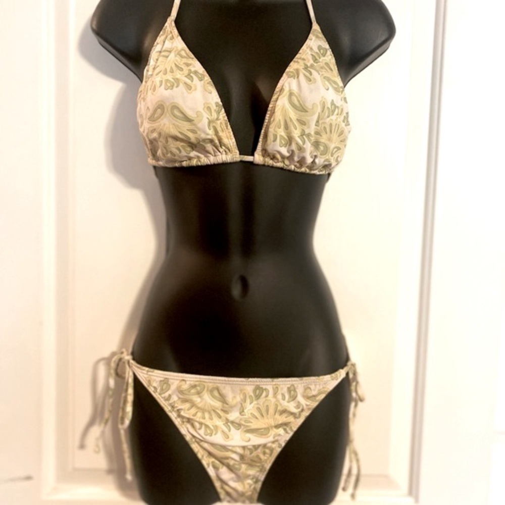 “Calypso St. Barth” String Bikini - image 2
